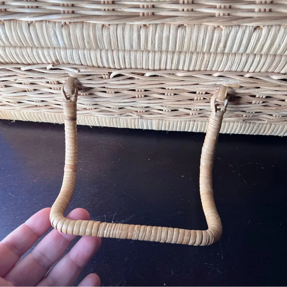 Vintage Wicker / Rattan Woven Picnic Basket w Handles, Needlework Storage, Craft